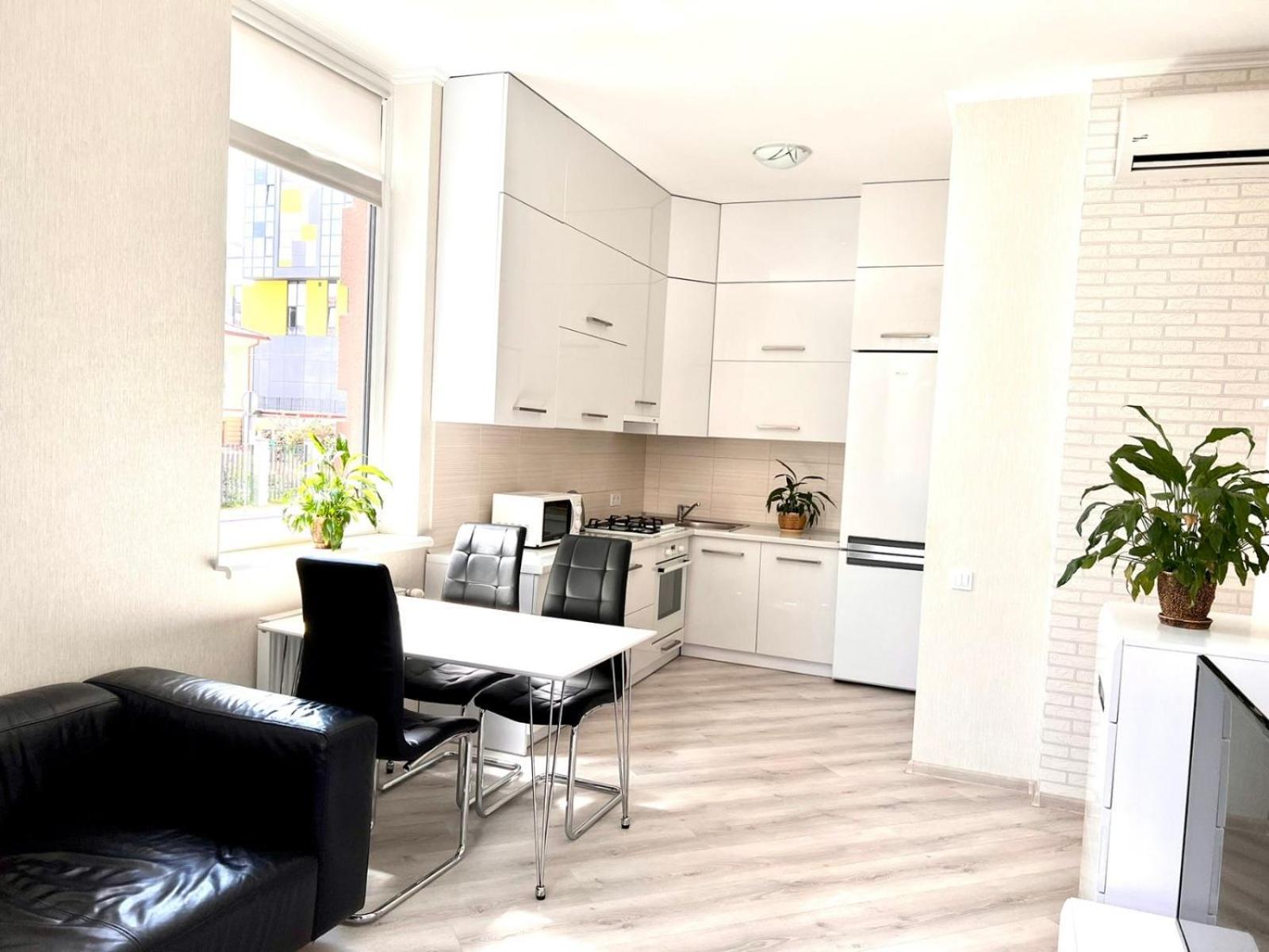 Семицвіт Apartment Lviv Exterior photo