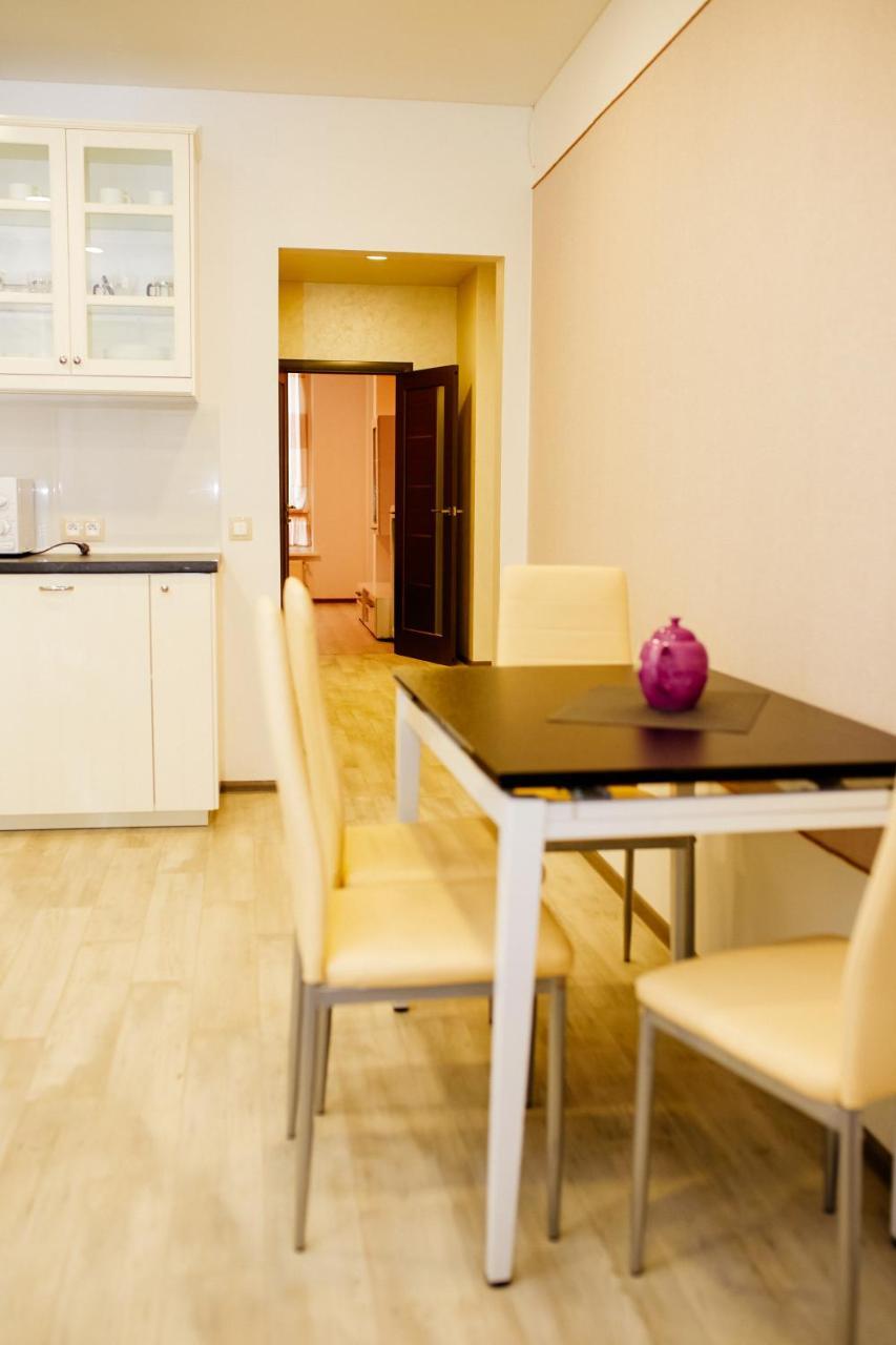 Семицвіт Apartment Lviv Exterior photo
